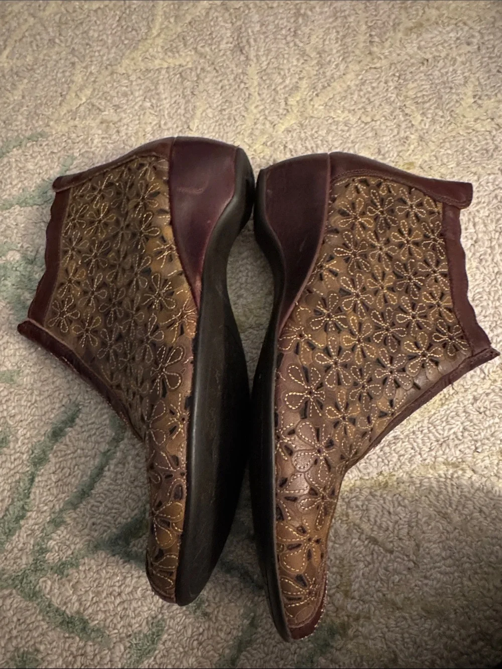 Pikolinos Olmo embroidered leather booties made in Spain 40